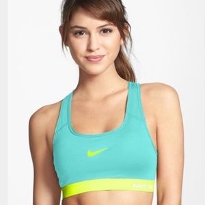 Nike Pro Padded Sports Bra